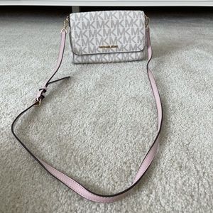 Micheal Kors White and Pink Crossbody